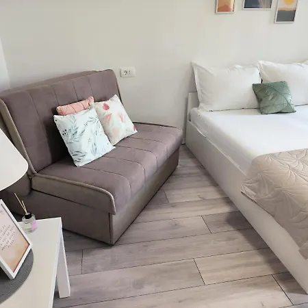 View Apartamento *